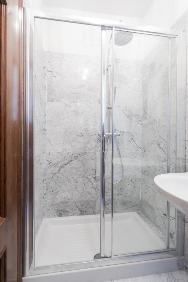 Apartment Residenza Principe Amedeo Center Free Parking